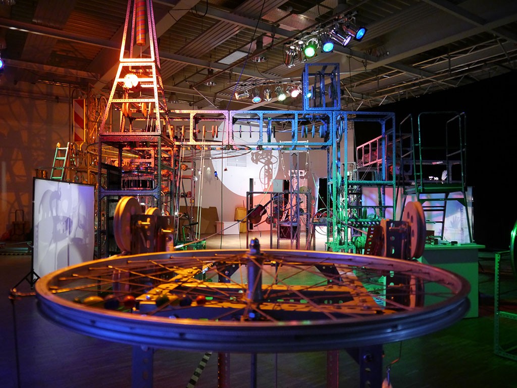 Mitmach-Maschine, Lichtmaschienerie